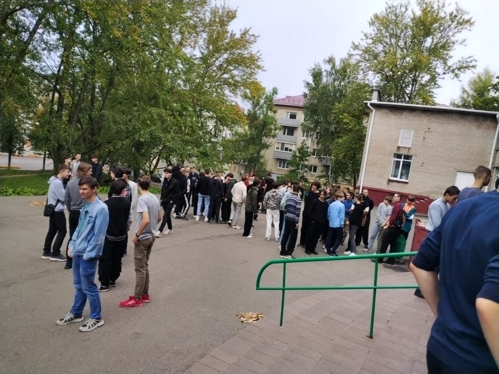 IMG-34dab72abb1c68d0f69b901e178ae402-V