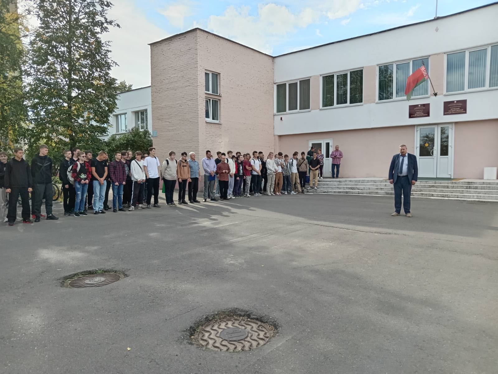 IMG-3b7a81e63c171cb7cf3e0d0fc1705fb7-V