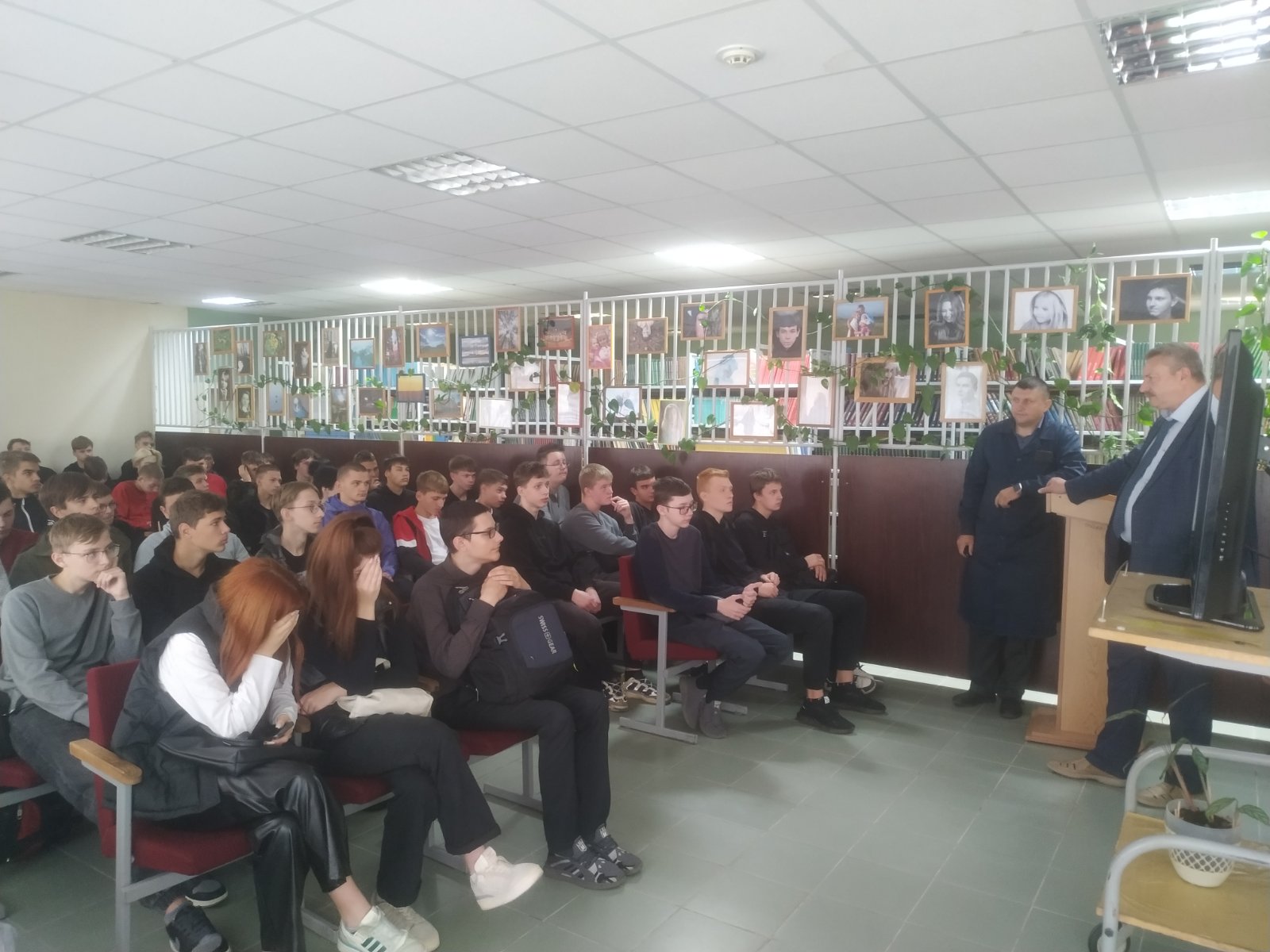 IMG-8b2ddc8573c9d23060e2e5a762eb4d78-V