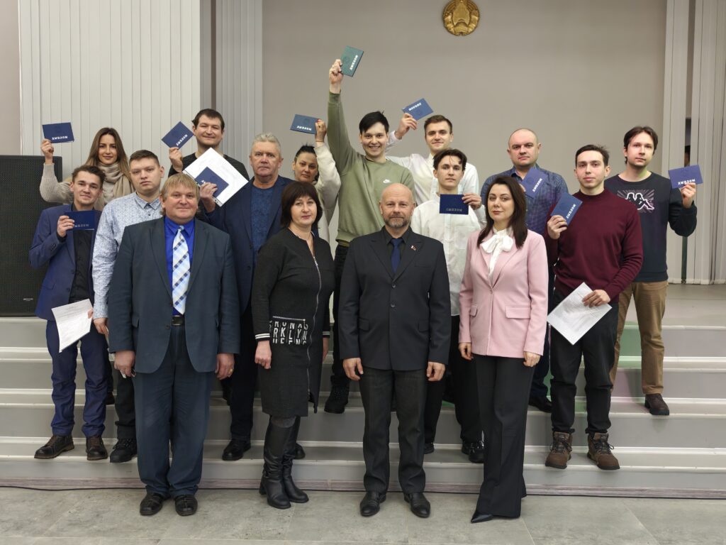 «Вручение дипломов об окончании УО «Витебский государственный колледж электротехники»